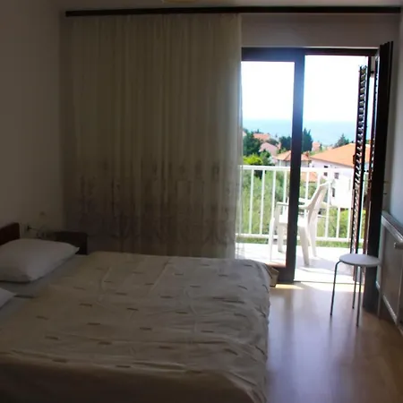 Bed & Breakfast Amfora Krk Town